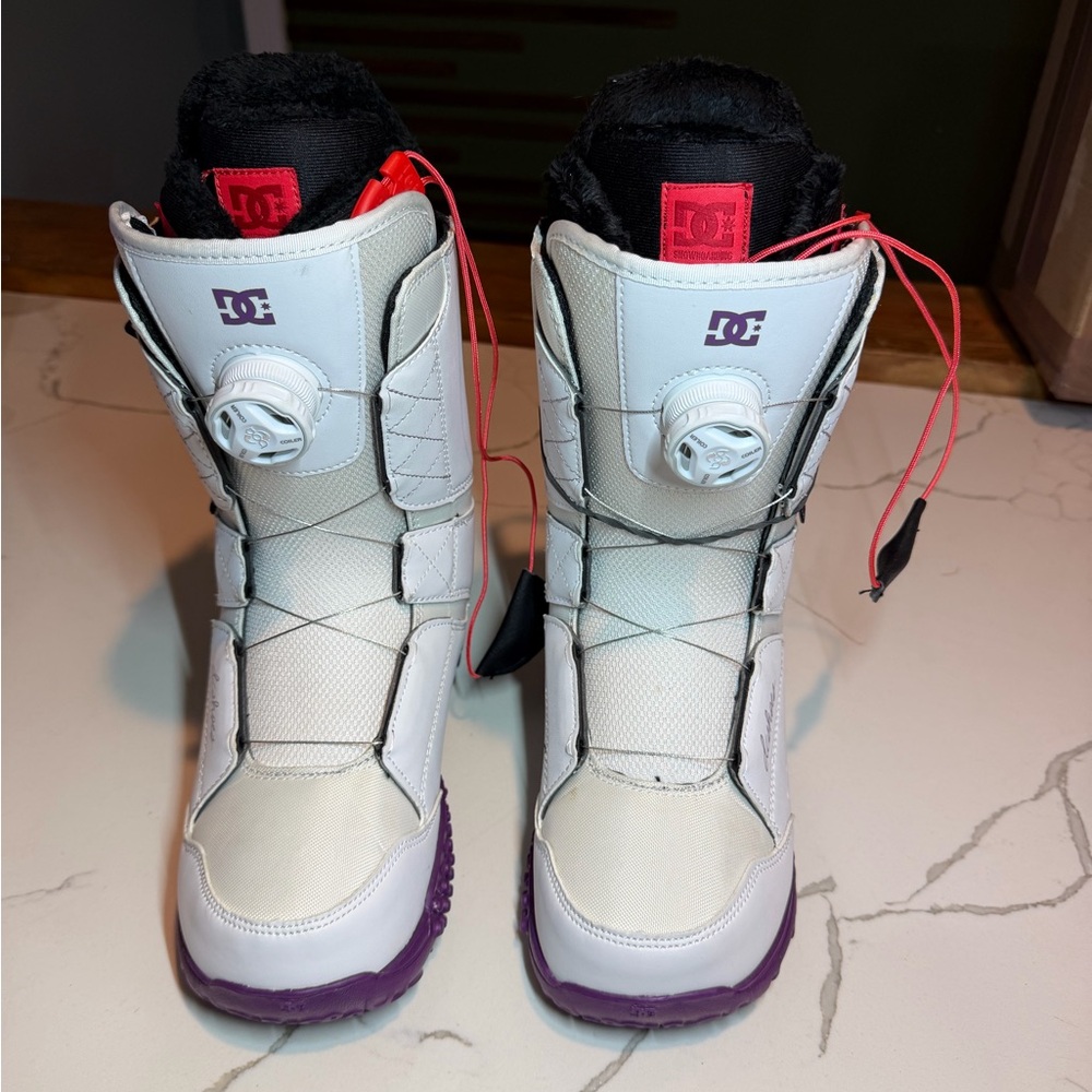 DC Women's White and Purple Winter Boots